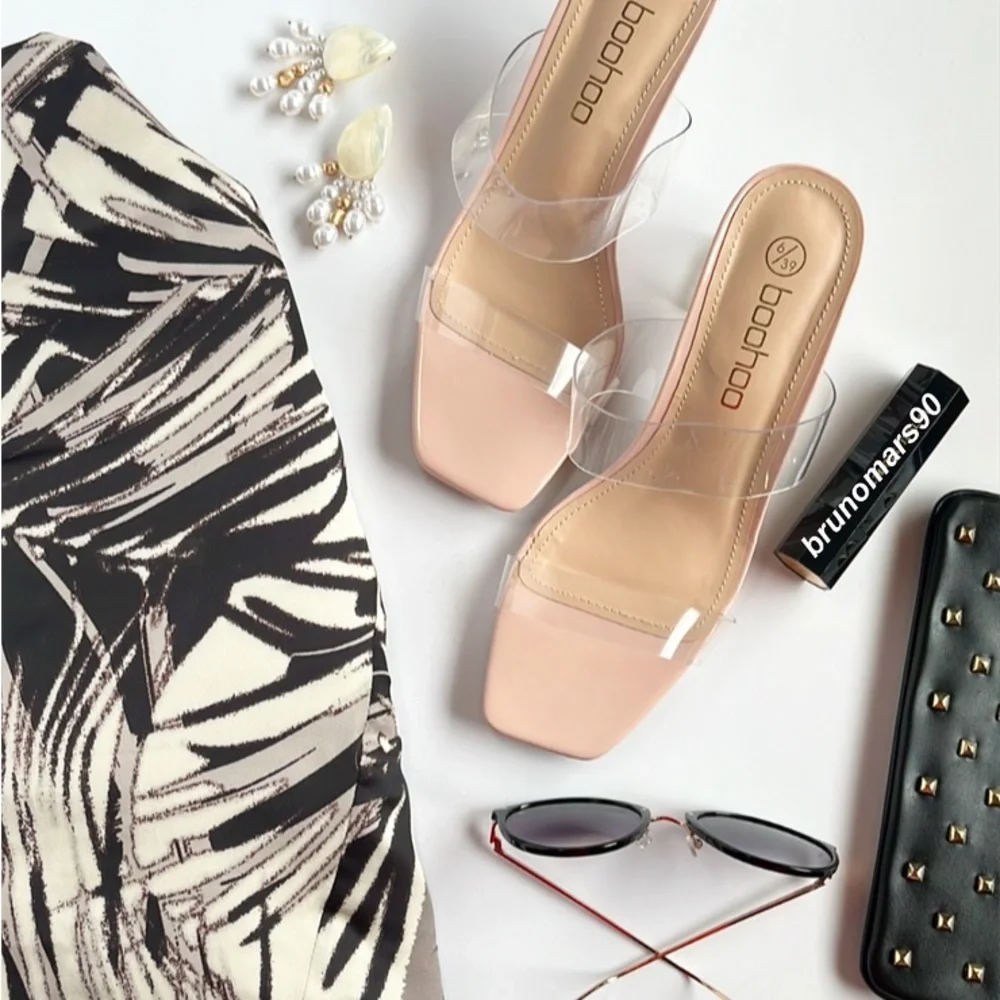 Boohoo Clear Block Heels - Picture 1 of 9